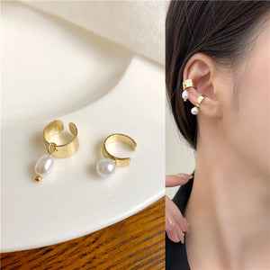 Brinco de Cartilagem Ear Cuff Grosso com Pingente de Pérola 2 Peças