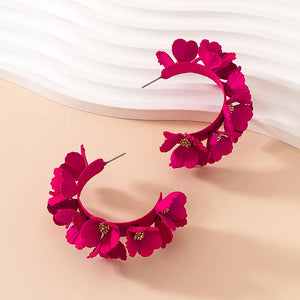 Brinco Argola Fúcsia Pink com Flores Para Festa ao Ar Livre