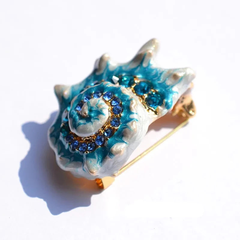 Broche de Concha Azul Esmaltado com Cristais