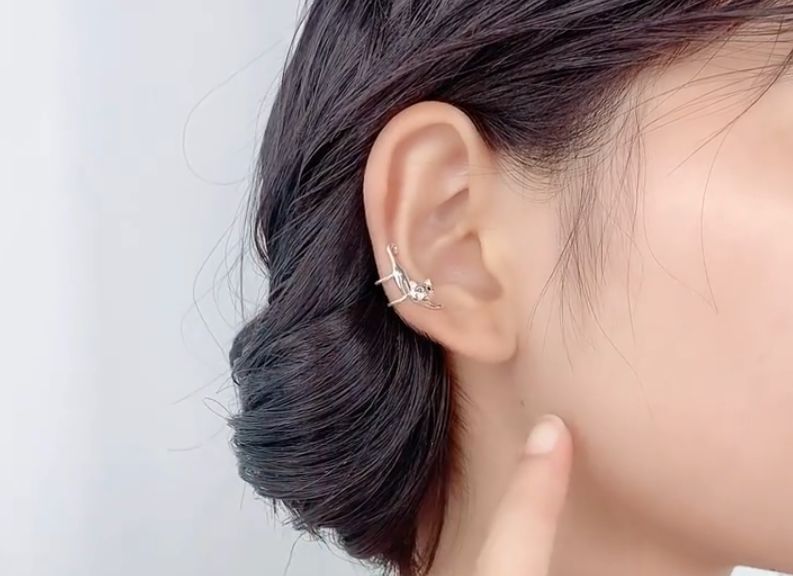 Brinco de Cartilagem Ear Cuff de Gatinhos em Prata Esterlina 2 Peças