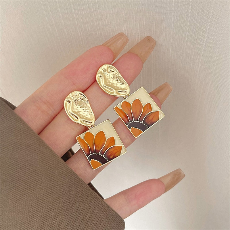 |200001034:361180#clip on earrings|200001034:361181#pierced ears|1005005844297837-clip on earrings|1005005844297837-pierced ears